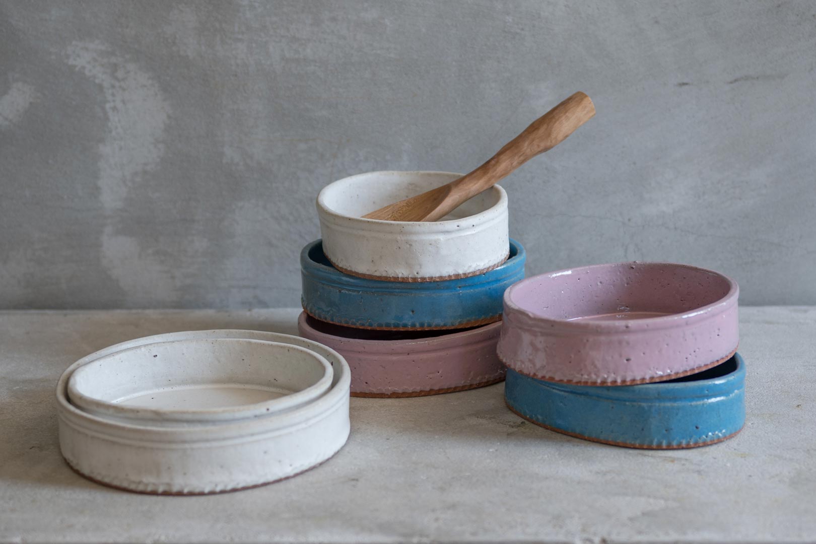 パイ作りに最適な、耐熱皿も全3色。　teto ceramics 陶展 4/27-5/19, 2023【TOKYO FANTASTIC 201】